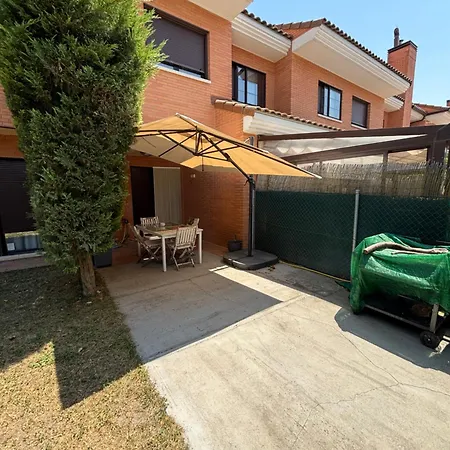 La Casa Del Cipres Dom wakacyjny Aldeamayor de San Martin