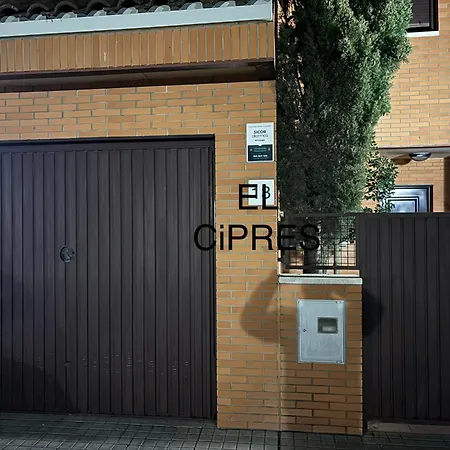 La Casa Del Ciprés Hébergement de vacances